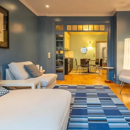 Stylish 2 Bdrm At Ndk Sofia