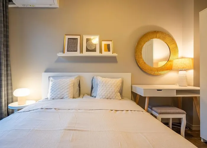 Stylish 2 Bdrm At Ndk Sofia