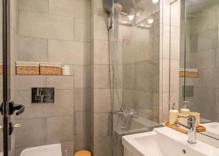 Stylish 2 Bdrm At Ndk Lejlighed Sofia