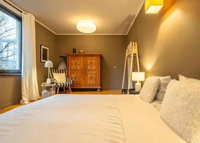 Stylish 2 Bdrm At Ndk Lejlighed Sofia